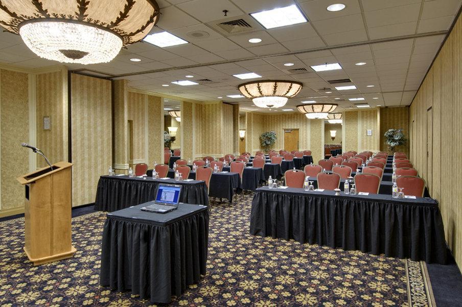 Holiday Inn South Plainfield-Piscataway By Ihg Exterior foto
